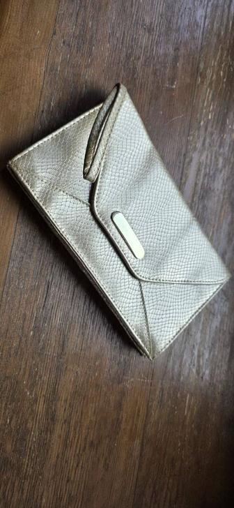 Продам новую сумку- клатч