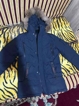 Зимняя куртка на мальчика 140размер