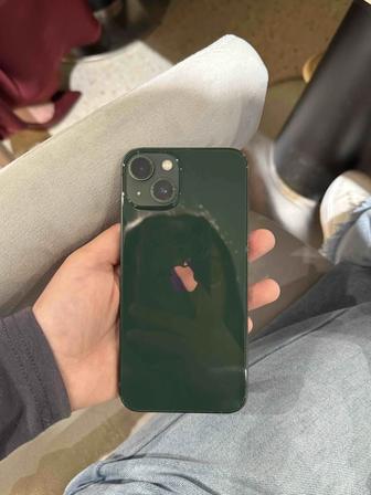 Продам IPhone 13
