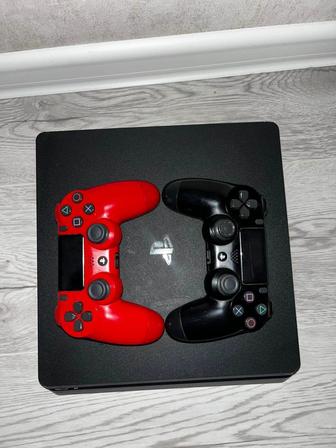 Продается PS4 Slim