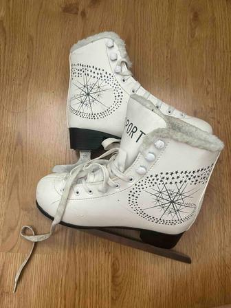 Продам коньки 35 размера