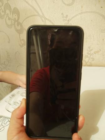 Ұялы телефон сатылады