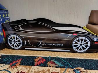 Продаю кроватку детскую.В ней даже не спал ребенок.