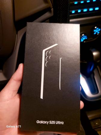 Продаю Samsung S25 Ultra 256 ГБ