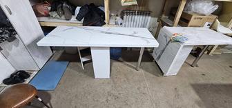 Продаю книжный стол для кухни