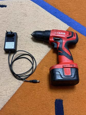 Продам Шуруповерт