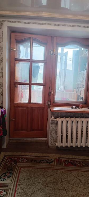 Продам дверь и окно (выход в балкон)
