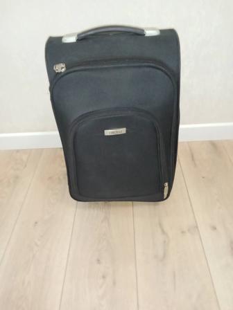 Чемодан маленький 50 на 30 см на Улы дала