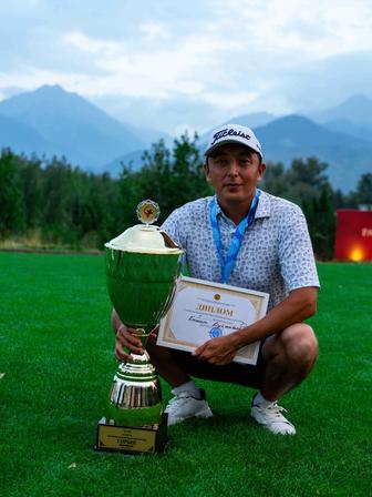 Обучение гольфу в Астане с действующим чемпионом РК