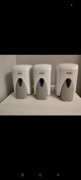 Дозатор для жидкого мыла б/у