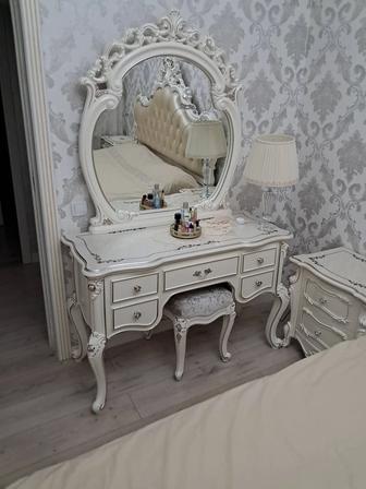 Продам спальный гарнитур