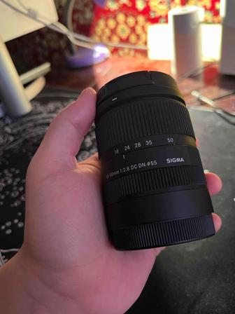 Продам Sigma 18-50mm F2.8 для Sony E