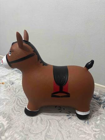 Резиновая лошадка