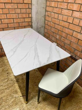 Продам стол со стульями