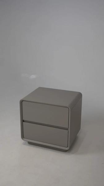 Серая тумбочка