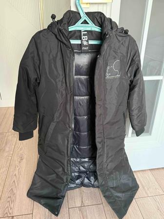 Продам зимнюю куртку для мальчика