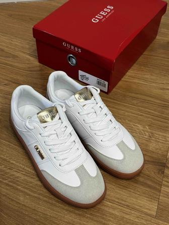 Женские кеды Guess