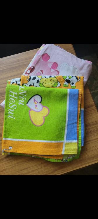 Продам детское постельное, два пододеяльника и простыня