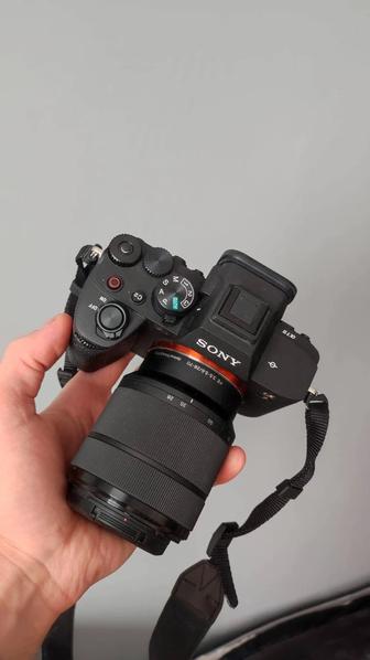 Продам фотоаппарат Sony alpha A7 lV kit 28-70mm f/3.5-5.6 OSS