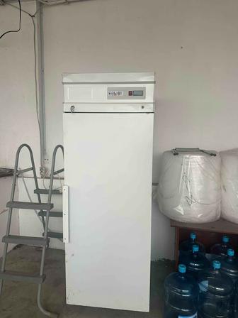 Промышленный холодильник, б/у