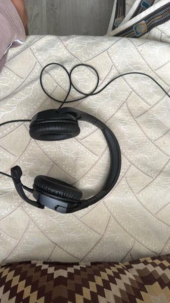 Наушник HyperX Cloud Stinger чёрный красный