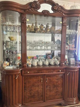 Сервант для посуды