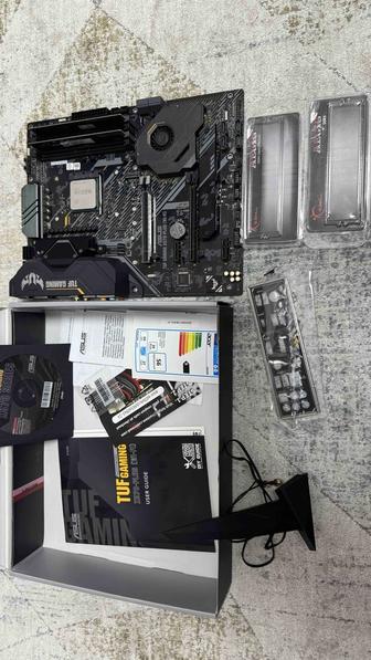 Материнская плата АМ4 Asus X570