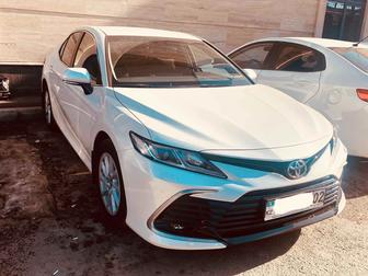 Авто бизнес класса Toyota Camry 75