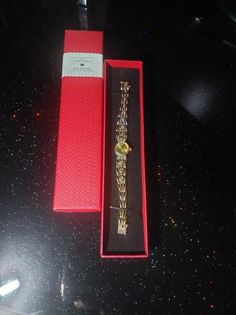 Продам золотые часы