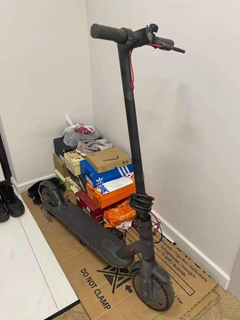 Электросамокат Xiaomi pro