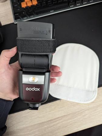 Вспышка Godox v860 S lll