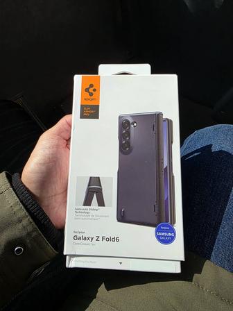 Чехол Spigen на Samsung Z Fold 6