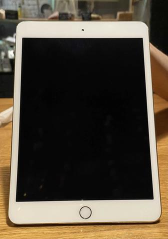 Срочно продам iPad mini 3
