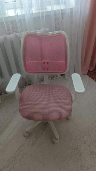 Продам компьютерное кресло