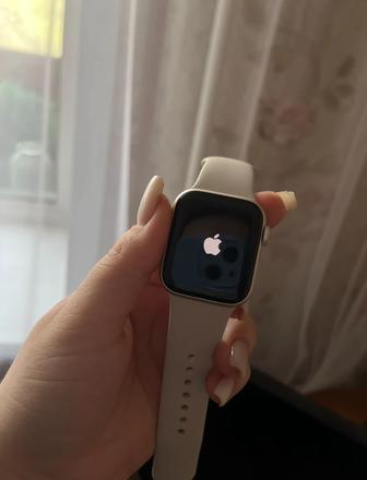 Продам Apple Watch