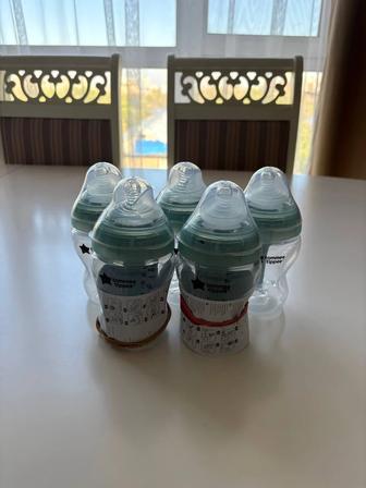 Антиколиковые бутылочки Tommee Tippee (5 новых 1 в подарок)