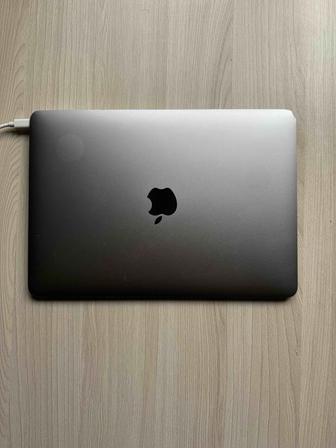 MacBook Retina 2017