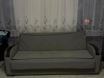 Продам диван раскладной.