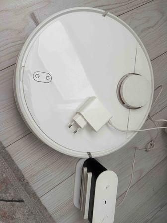 Робот пылесос