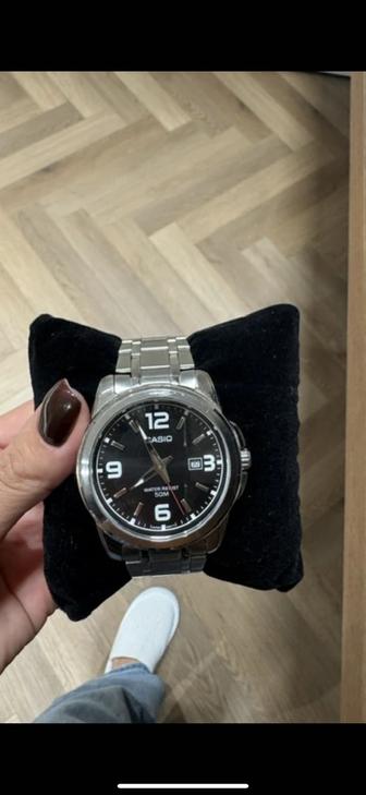 Продам мужские часы