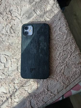 Продам айфон 11 цвет сиреневый срочно