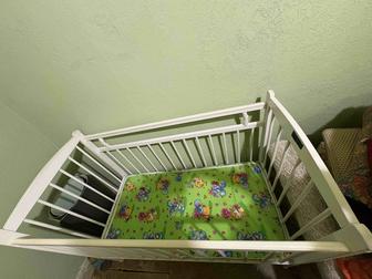 Детская кроватка