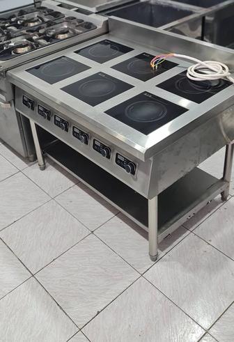 Индукционная плита на 6 конфорок