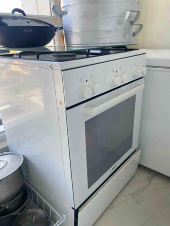 Плита с духовкой