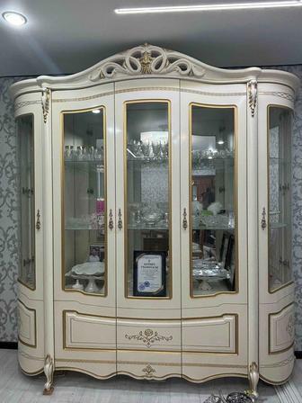 Продам горку (сервант)