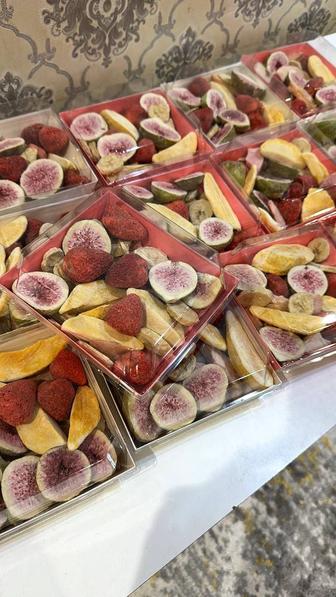 Хрустящие снеки из фруктов, микс