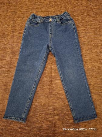 Продам джинсы утеплённые б/у