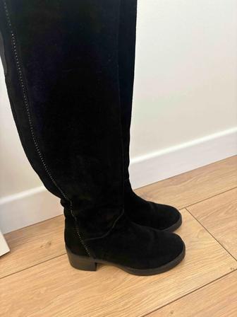 Продам зимние сапоги из натуральной замши