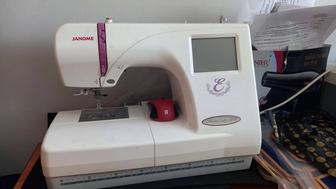 Вышивальная машина Janome Mc 350e продам. БУ