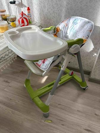 Продам стул для кормления
